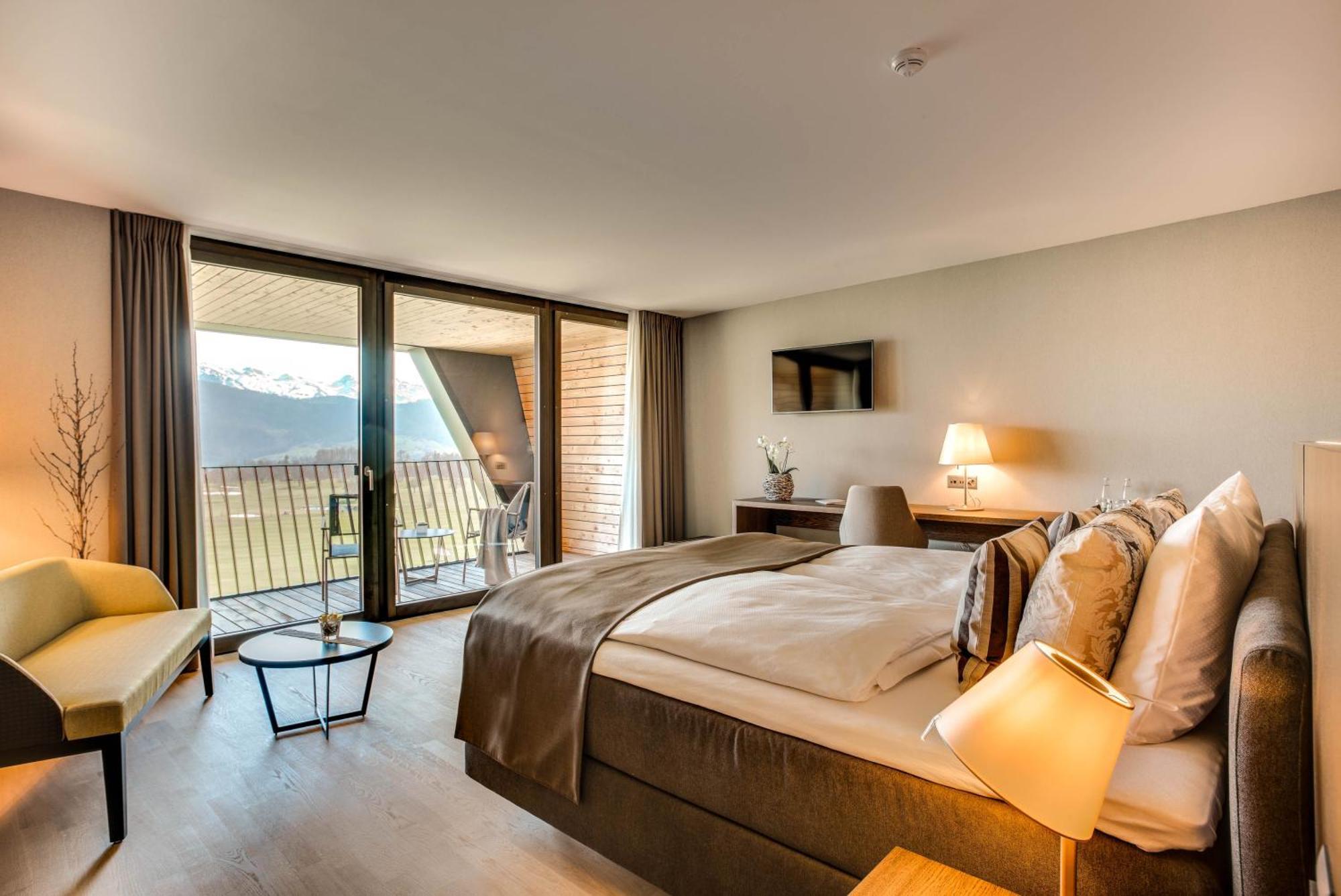 Gasthaus Badhof - Golfhotel Meggen Ngoại thất bức ảnh